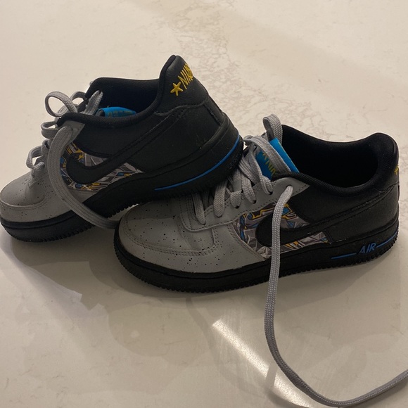 Graffiti airforce ones US 4 GENTLY USED boys - Picture 3 of 4